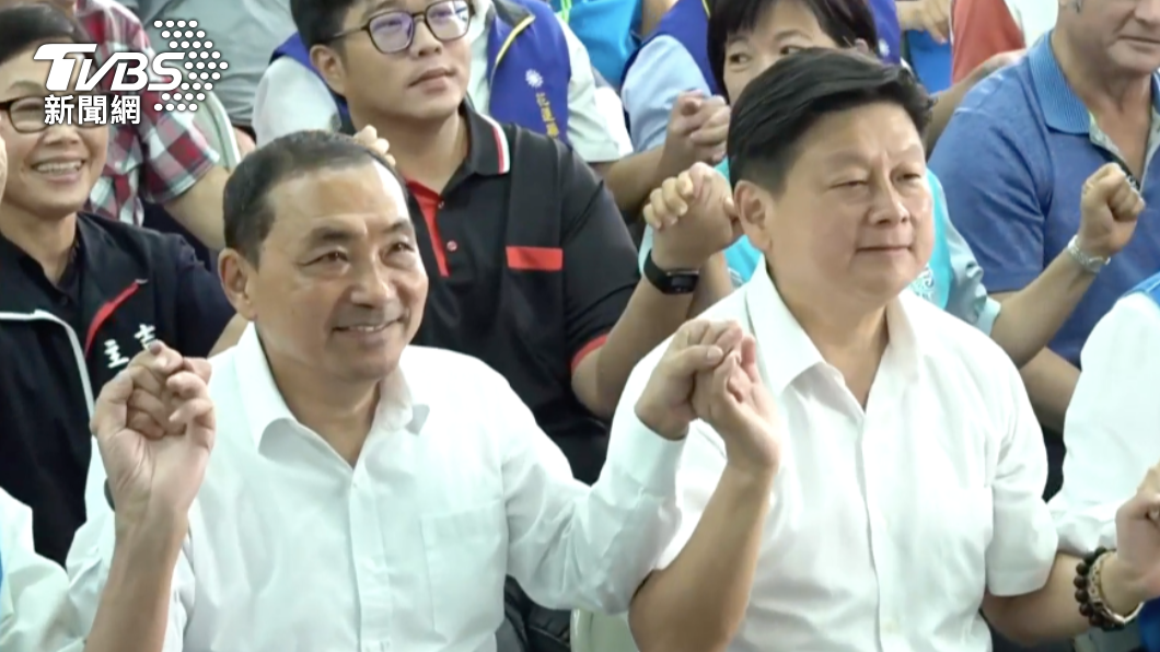 首破冰!侯友宜喊「我們都是國民黨」 牽傅崐萁喊凍蒜