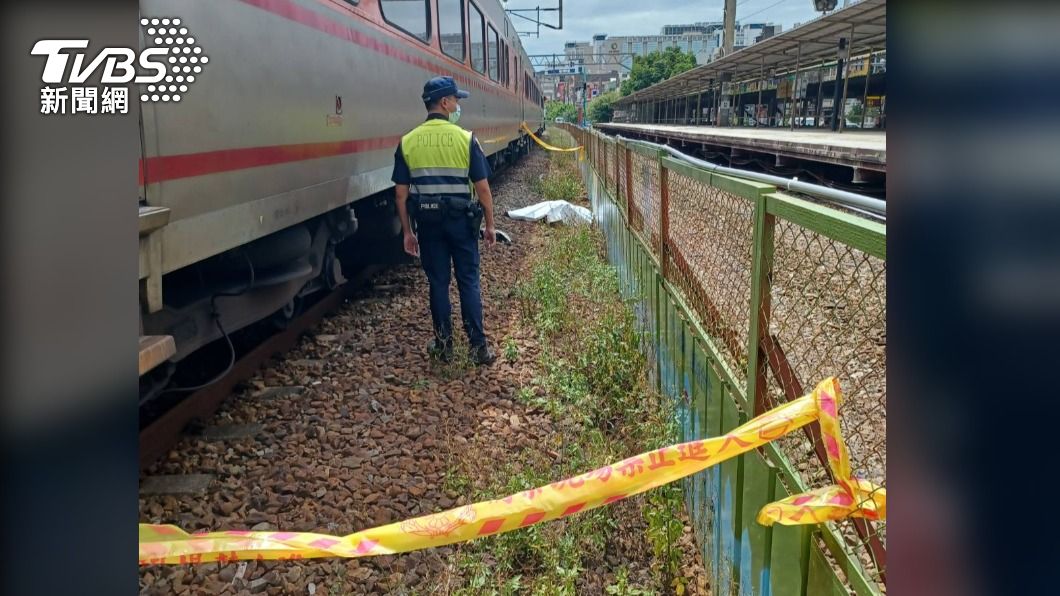 快訊／內壢火車站落軌事故！男遭列車撞上「臟器外露」當場慘死