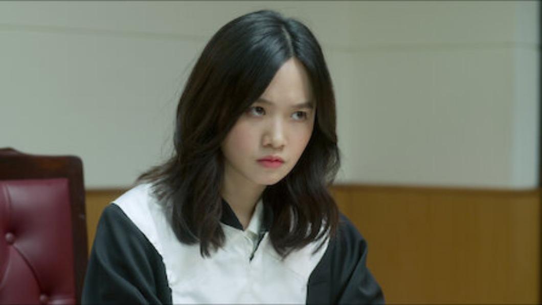 網友表示嚴正嵐的演技有待加強。（圖／翻攝自Netflix） 