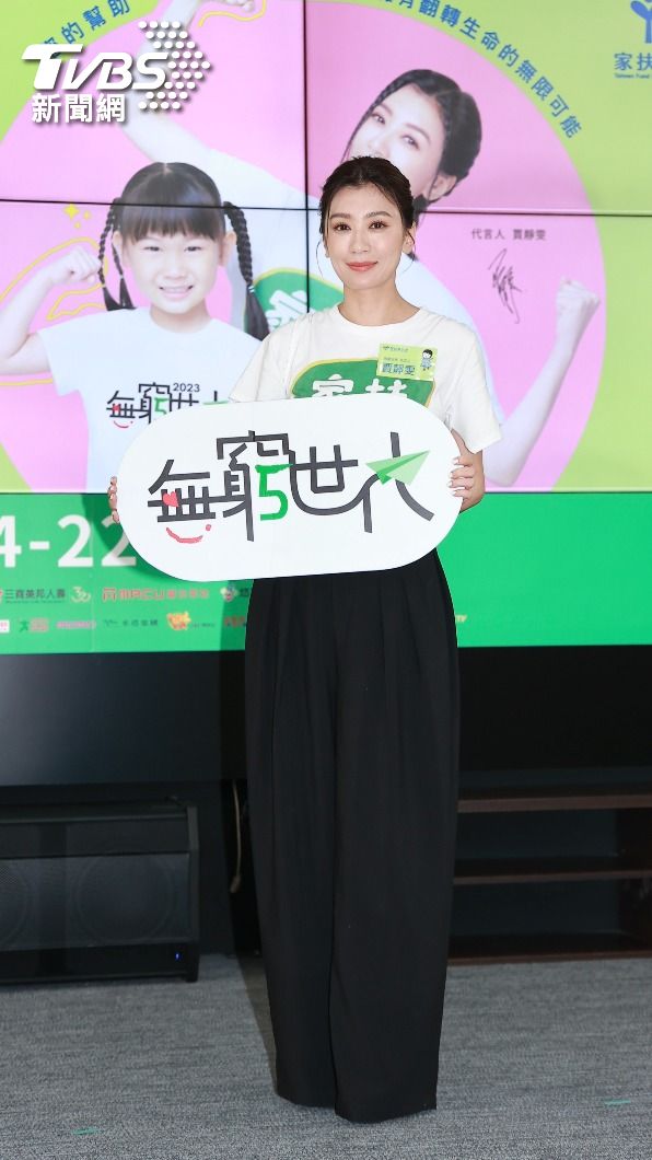 賈靜雯透露早期對自己很沒自信,不敢穿性感泳裝。(圖/黃城碩攝)