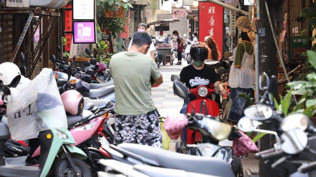 基隆市愛二路54巷 年底試辦觀光徒步區3個月