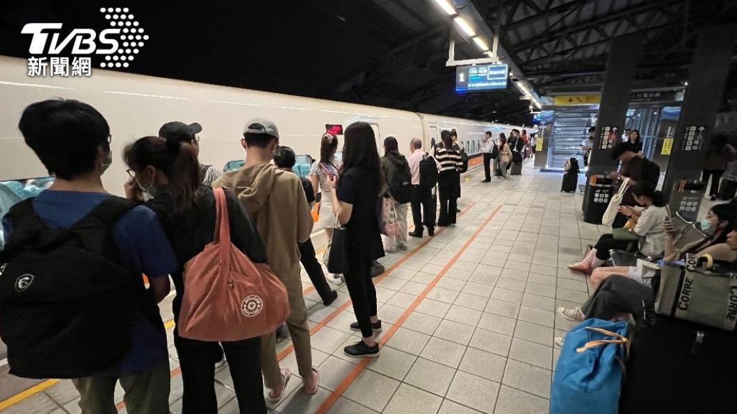 搶票了!高鐵國慶疏運加開184班列車 今起開放購票
