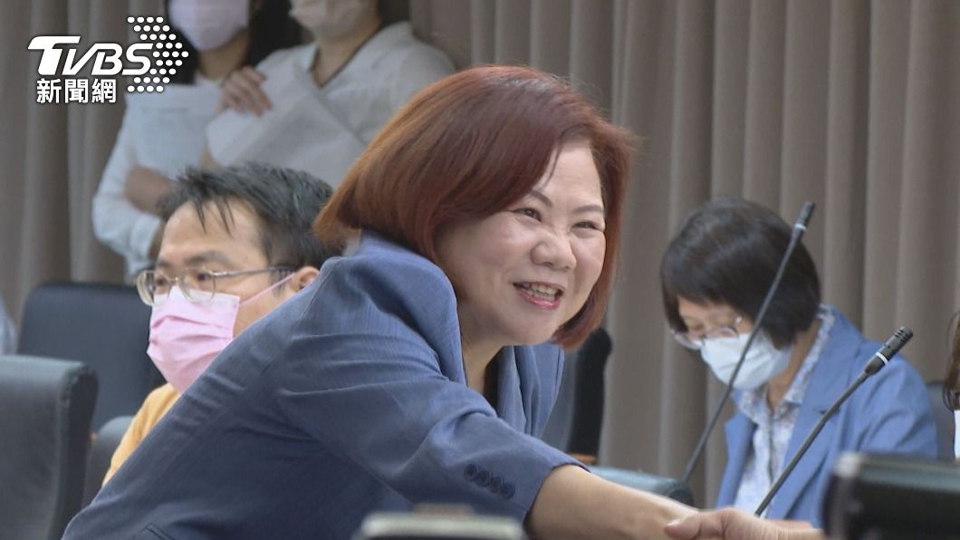 涉霸凌分署長是她一手提拔?前勞動部長許銘春致歉:不知她狀況
