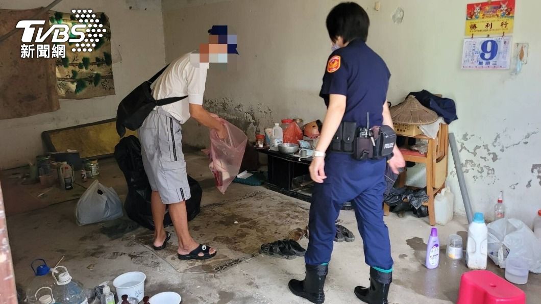 警方積極聯繫社福單位,協助黃男尋找安身之處。(圖/TVBS)