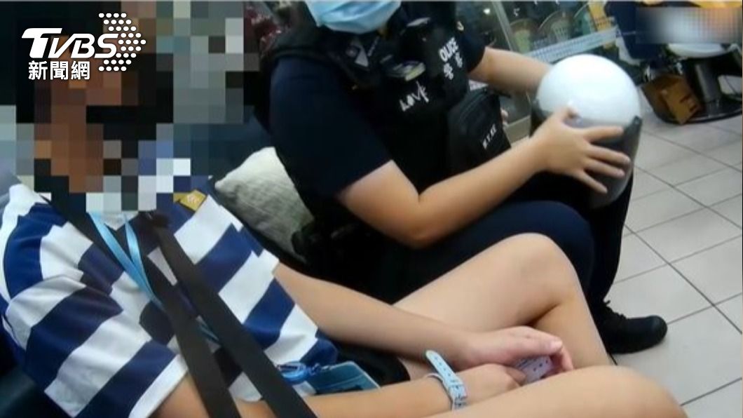 搭錯車!13歲男孩公車失控遭驅趕 警玩遊戲降戒心幫尋父