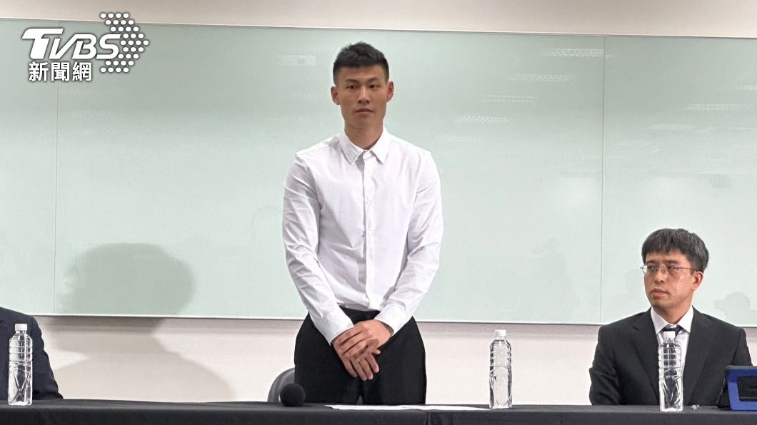 林秉聖合約風波台新反擊 領隊怒喊:攻城獅在吵什麼?