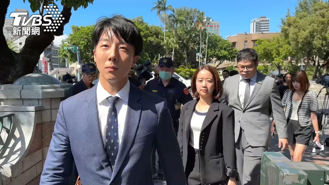 賴佩霞放棄美國籍來得及?過來人吳崢經驗談:恐拖到無法登記