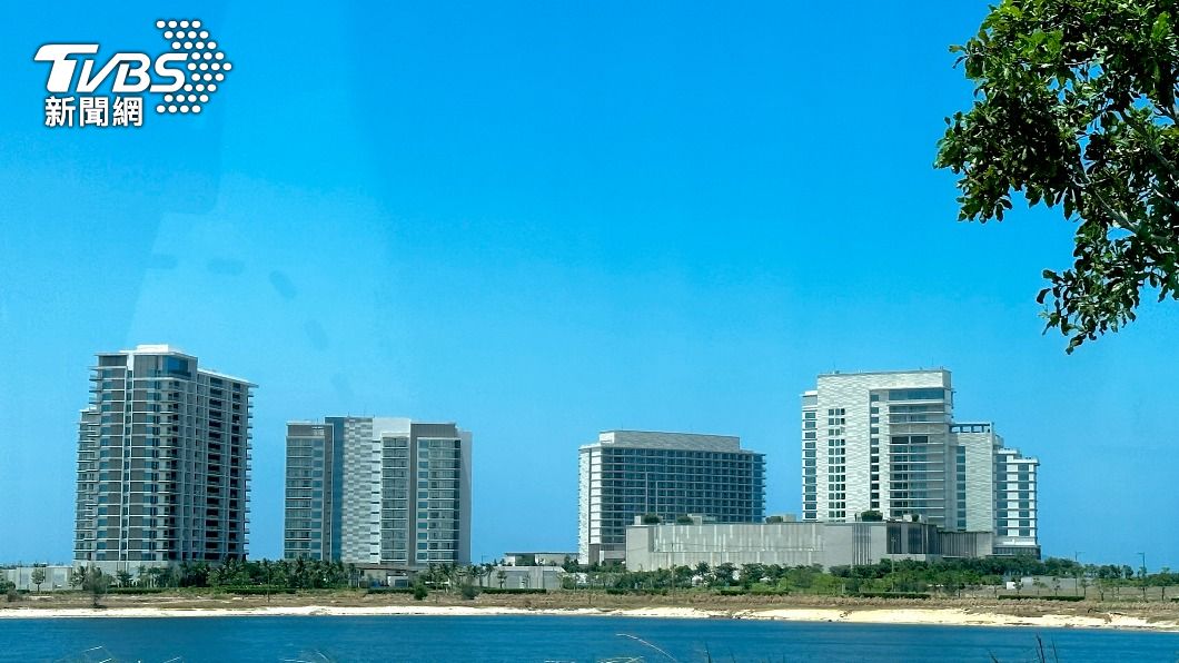 越南海景飯店再+1!獨享4公里純白沙灘 無邊際泳池超美