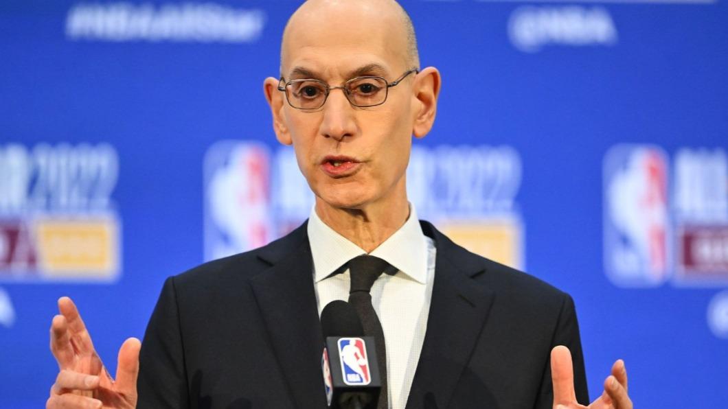 NBA主席Adam Silver。(圖/翻攝自@TheDunkCentral Twitter)