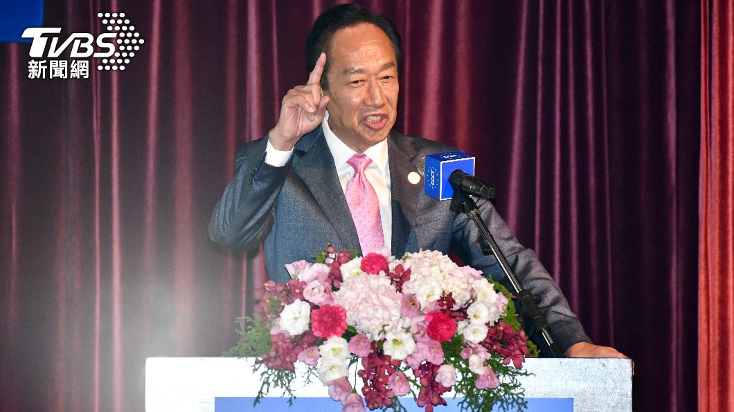 在總統府對面宣布副手 郭台銘:明天8:30大家就知道