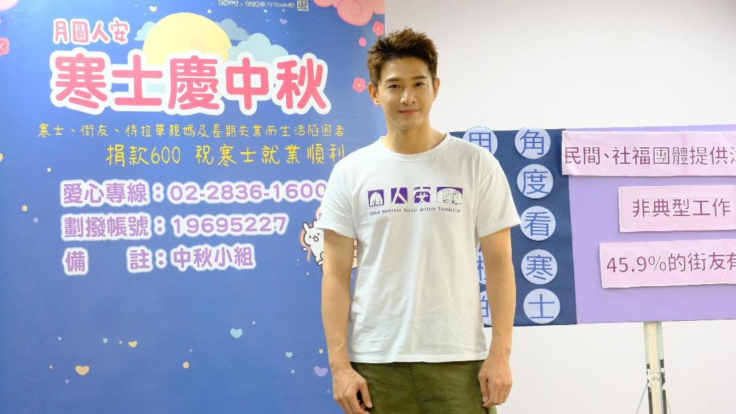 男星酒醉鬧事遭上銬帶走!首露面吐心聲 被問戒酒「反應超尷尬」