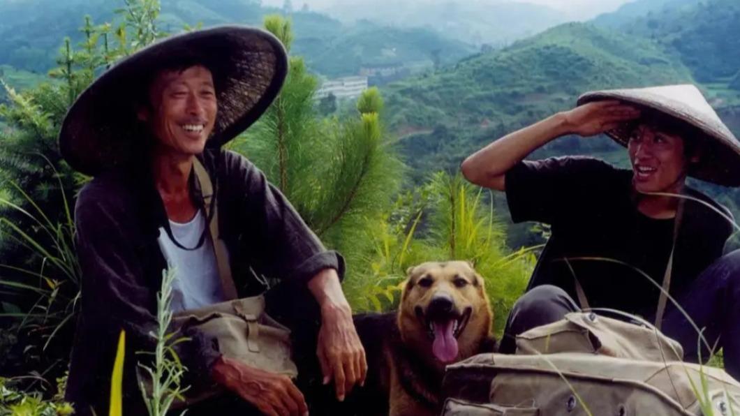 滕汝駿憑藉《那山那人那狗》獲得中國電影金雞獎最佳男主角獎。(圖/翻攝自微博)