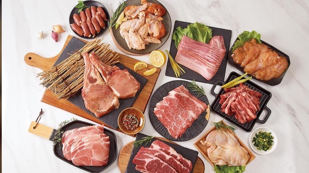 家樂福推出多款烤肉組。(圖/業者提供)
