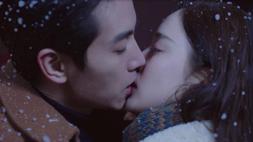 陳妍希不要看!陳曉雪中激吻「陸劇女神」:命中注定要在一起