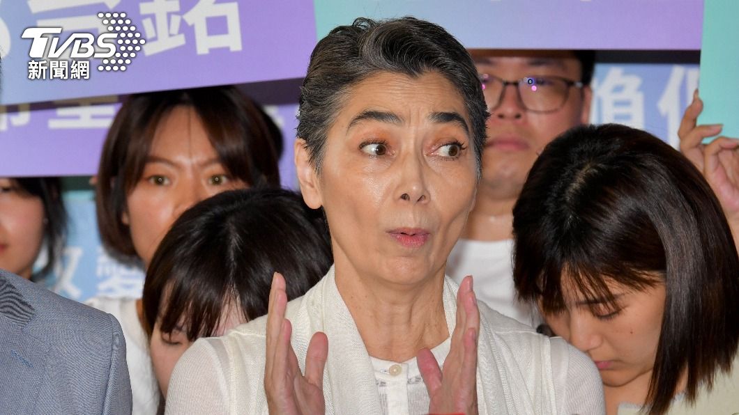 辭演舞台劇遭指不負責任 她批賴佩霞缺政治人物的承諾