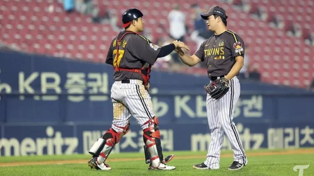 高祐錫(圖右)多次入選國家隊。(圖/翻攝自LG雙子臉書)