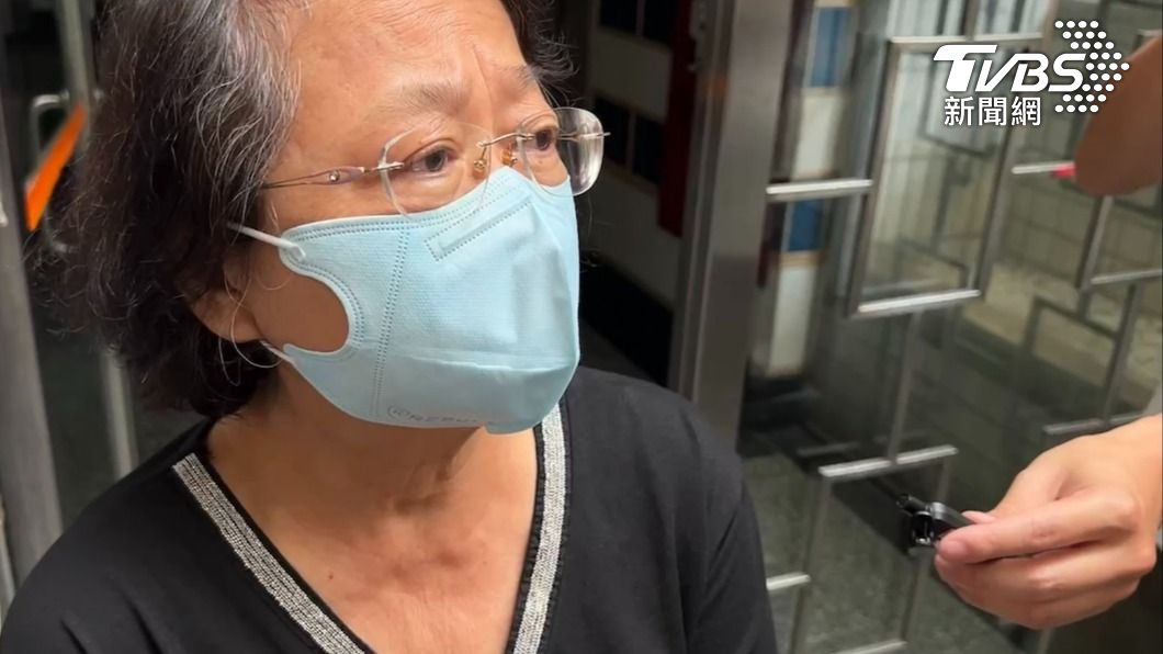 社會局長謝琍琍代表市府來向家屬慰問。(圖/TVBS)