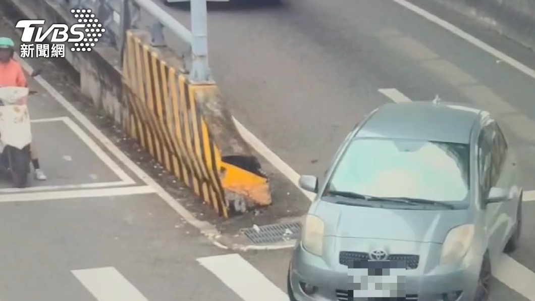 對方竟直接急轉彎逃跑。(圖/警方提供)