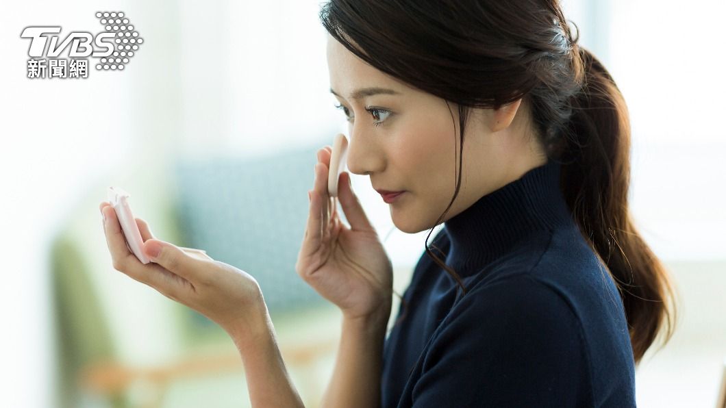 女同事不化妝!他喊「不怕素顏嗎」 網一針見血:你不值得