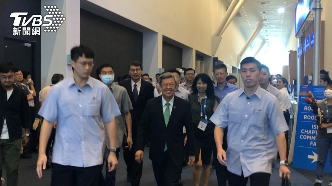 避談陳吉仲去留?前院長蘇貞昌都說話了 陳建仁僅「微笑快閃」