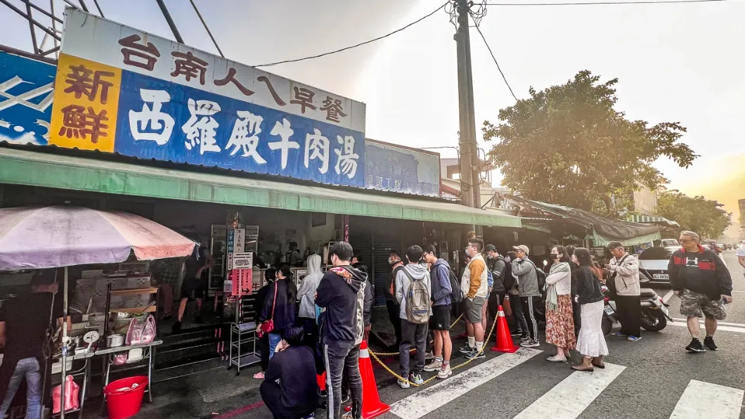 店家位於台南轉運站附近。(圖/大手牽小手玩樂趣提供)