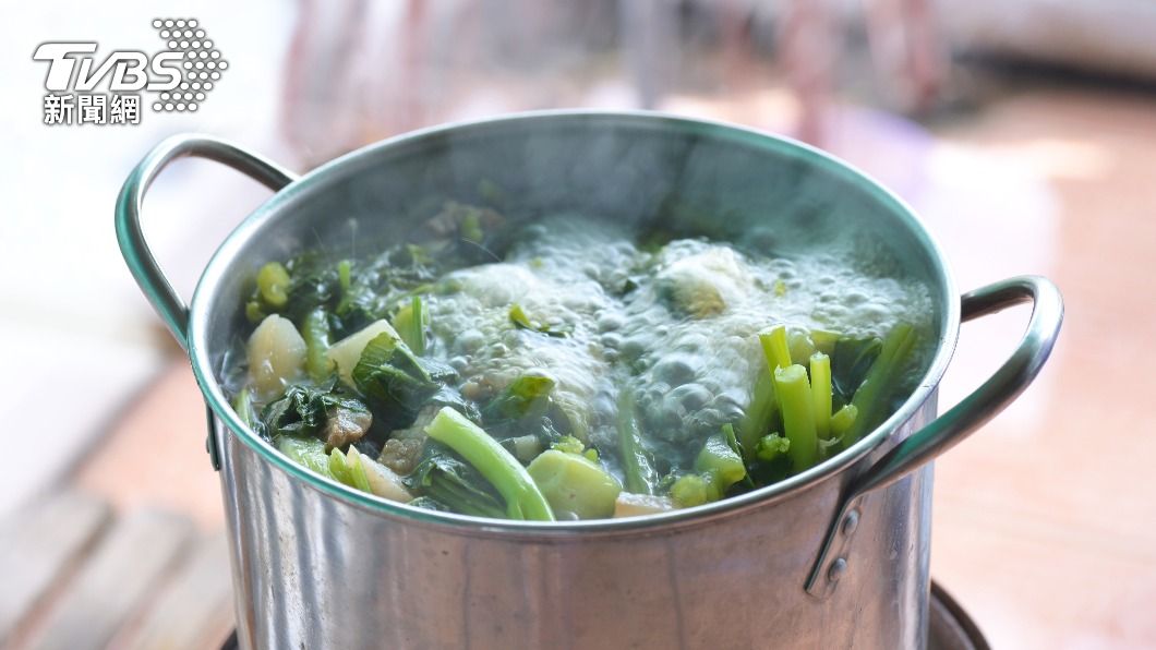 許多人明明食物都以清蒸、水煮為主，卻還是達不到減重效果。（示意圖／shutterstock達志影像）