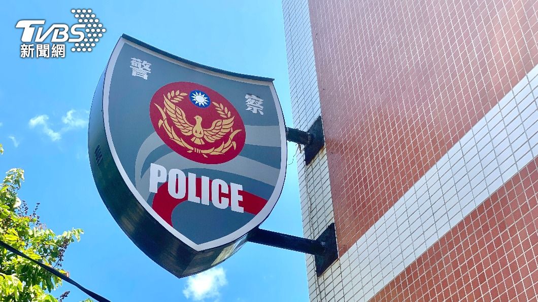 少年最終只好尋求員警幫助。(示意圖/shutterstock達志影像)
