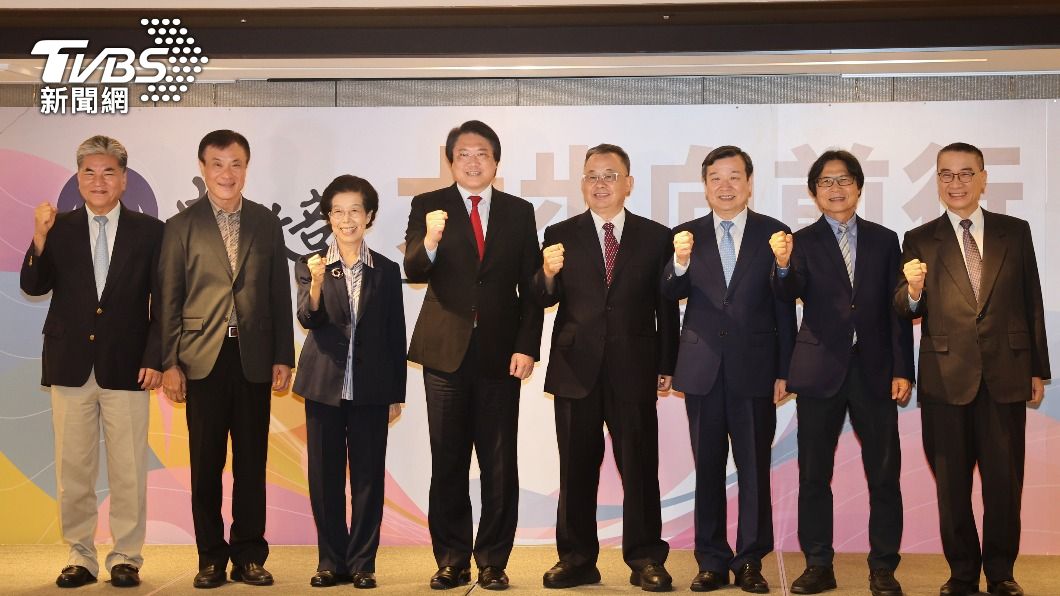 內政部組改成功 林右昌邀歷任部長回娘家