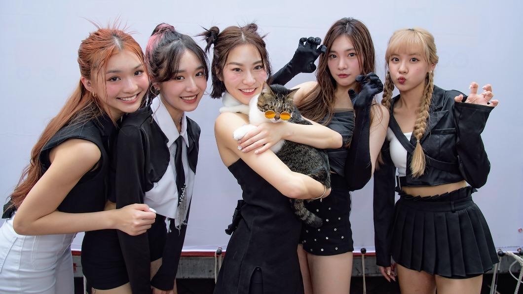 李㼈愛女想養貓被打槍！　1理由忍痛放棄：貓砂都買了