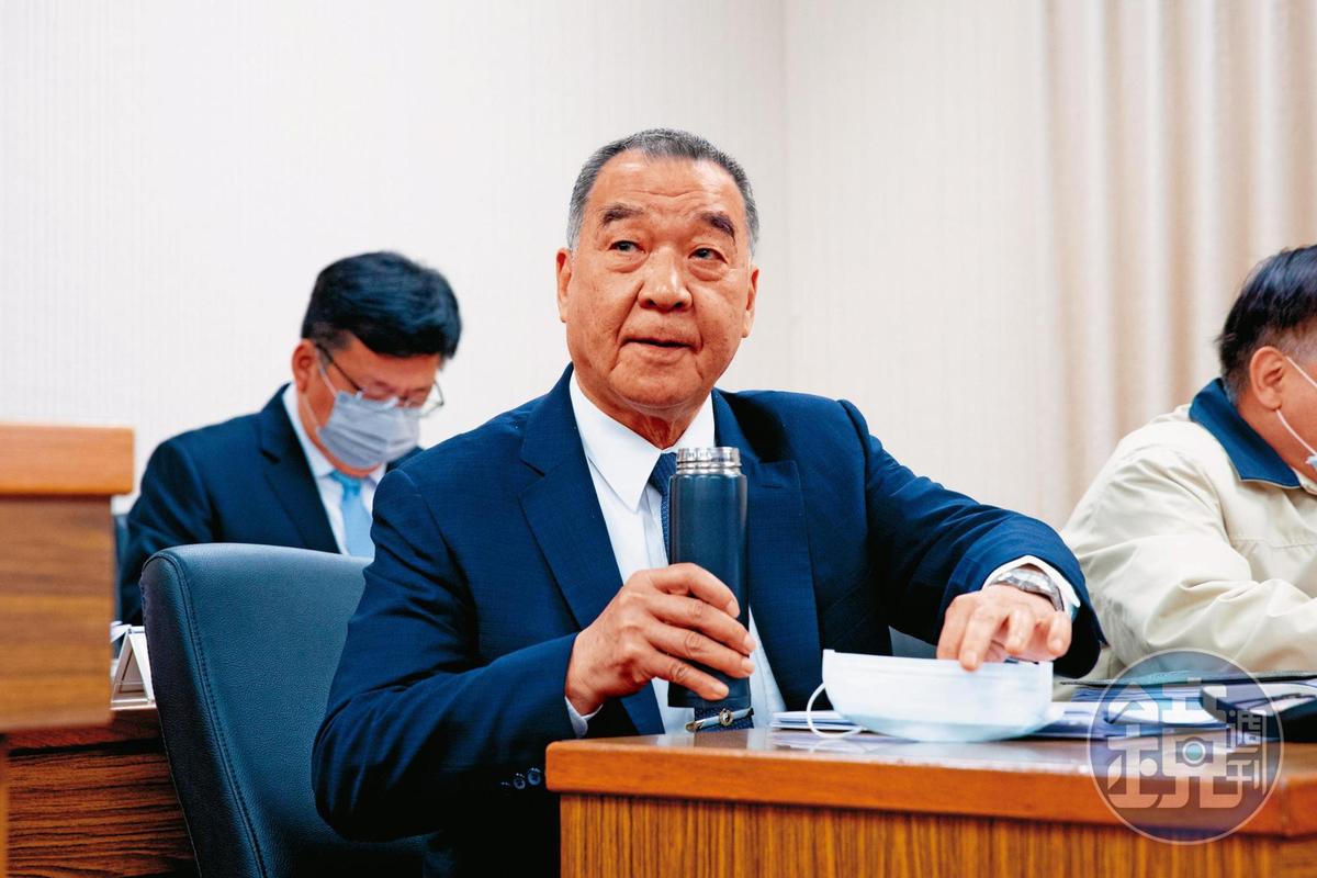 吹哨者曾具名向時任國安局長的邱國正檢舉王春益涉嫌不法。(圖/鏡週刊)