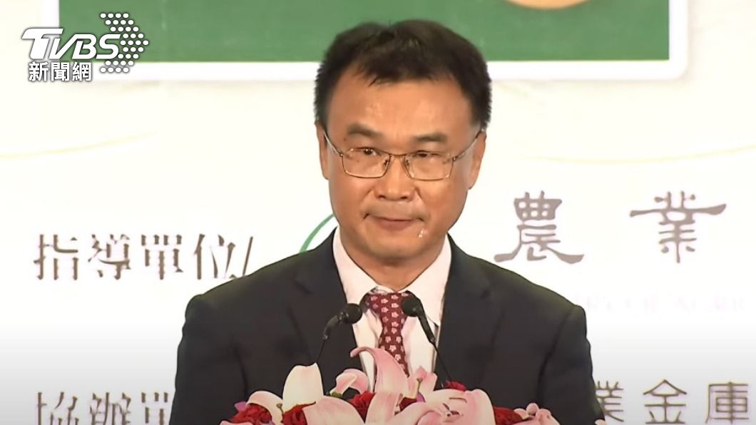 陳吉仲今天最後一次公開以部長身分出席活動,忍不住落淚。(圖/TVBS)