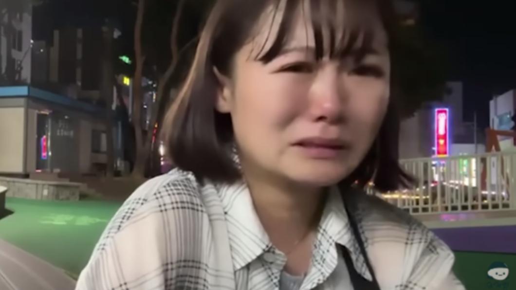 遊韓遇歧視!大叔嗆「用石頭砸死妳」 日本網紅痛哭道歉