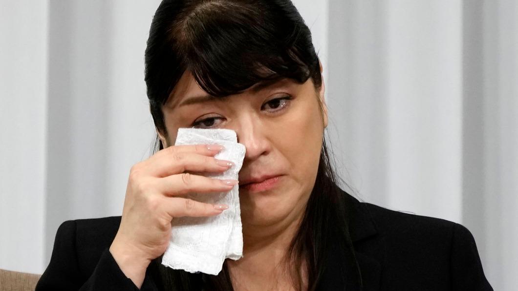 傑尼斯前社長記者會哭完「下秒爽飛夏威夷血拚」　重遊舅舅犯案地