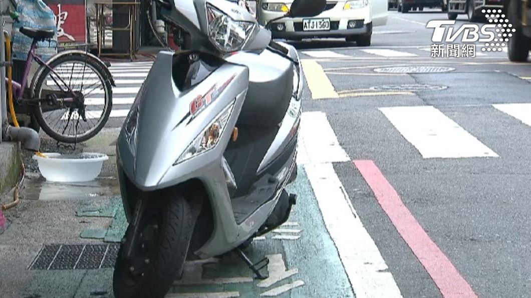 北市吃飯路上「檢舉10台車違規」!鄉民推:惹到很多人