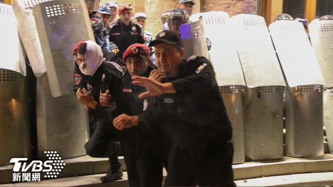 亞塞拜然出兵納卡區「反恐作戰」 至少200死400傷