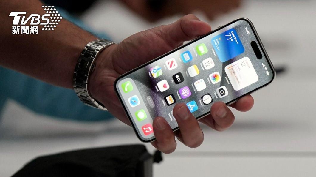 iPhone 15新手機開賣,一樣吸引眾多大陸網友搶購。(示意圖/達志影像美聯社)