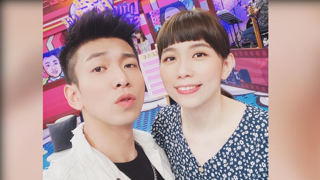 鮪魚曾帶老婆上節目。(圖/翻攝自鮪魚 臉書)