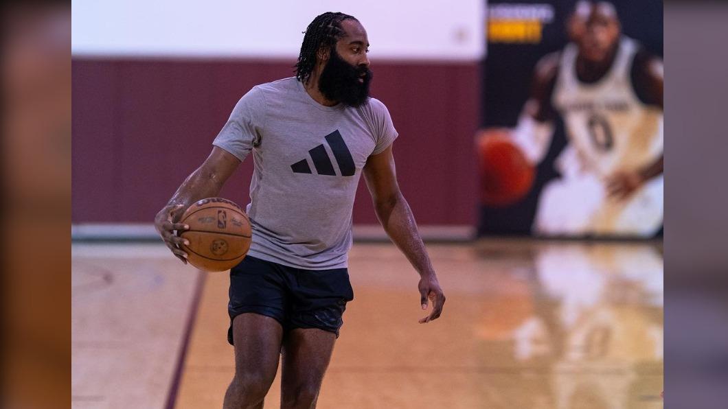 NBA/與快艇交易破局?沃神爆76人將留哈登展開新賽季