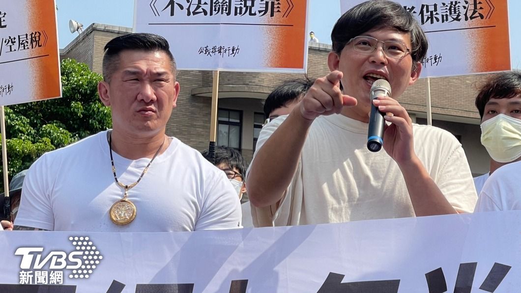 柯文哲同台李全教 綠酸黃國昌「雙標」:為不分區不敢吭
