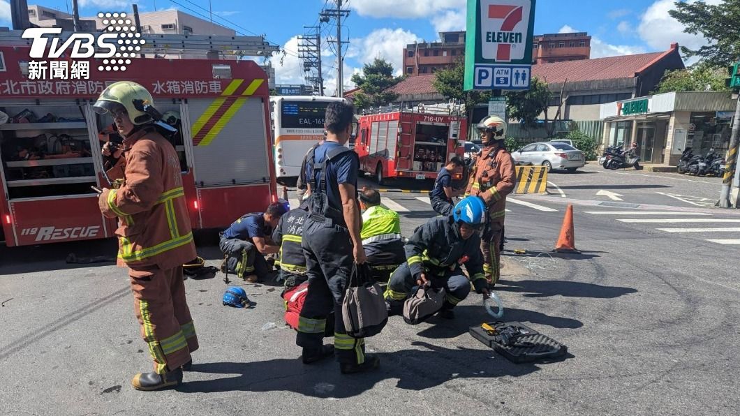 疑心臟不適!新北工人清理下水道突倒地昏迷 命危搶救中