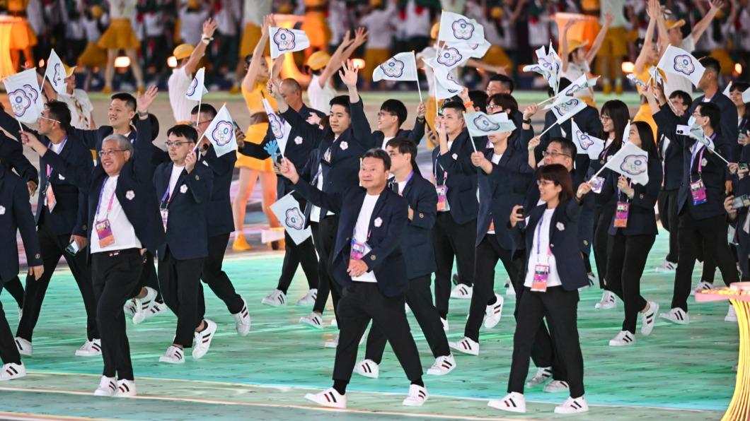 中華代表團共118人進場。（圖／奧會提供）
