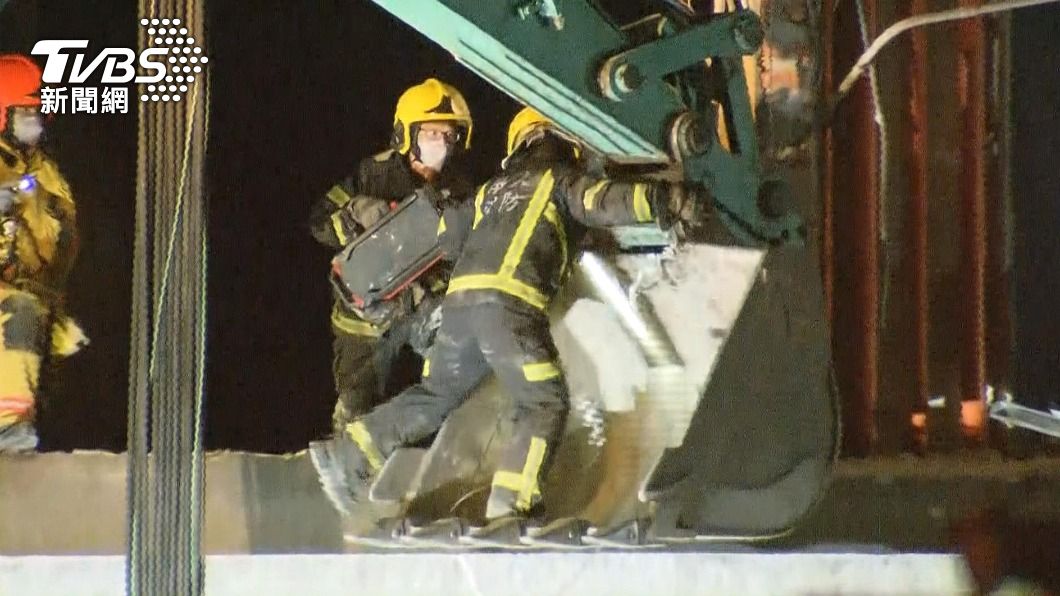 明揚工廠天花板炸垮 續搜2樓研判失聯者被壓住