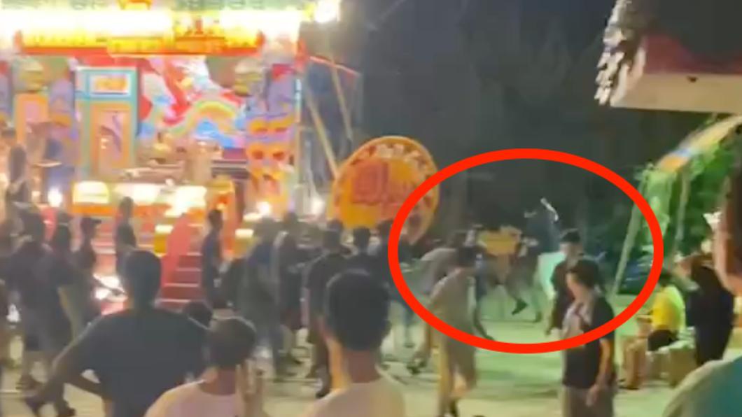 怎沒發餐盒、飲料!台中廟會大亂鬥 陣頭爆氣痛毆主辦方