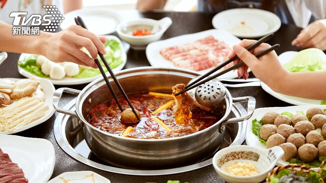 過年吃飽就睡「胃食道逆流」爬上身!患者恐增2成 7類人當心