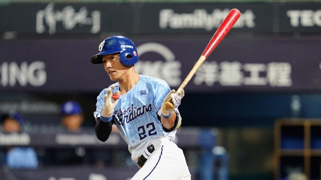 中華職棒/富邦悍將3:1擊敗樂天桃猿 終結7連敗