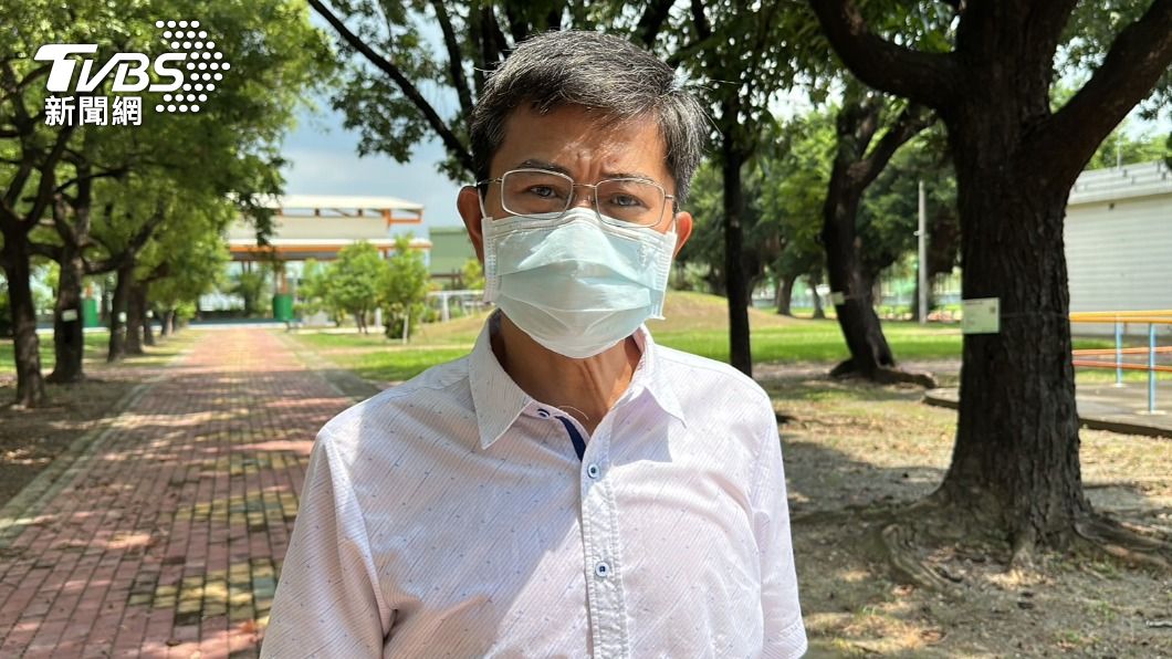 前進國小校長李國賢表示,當天聽到爆炸聲就覺得不妙。(圖/蘇憶歡攝)