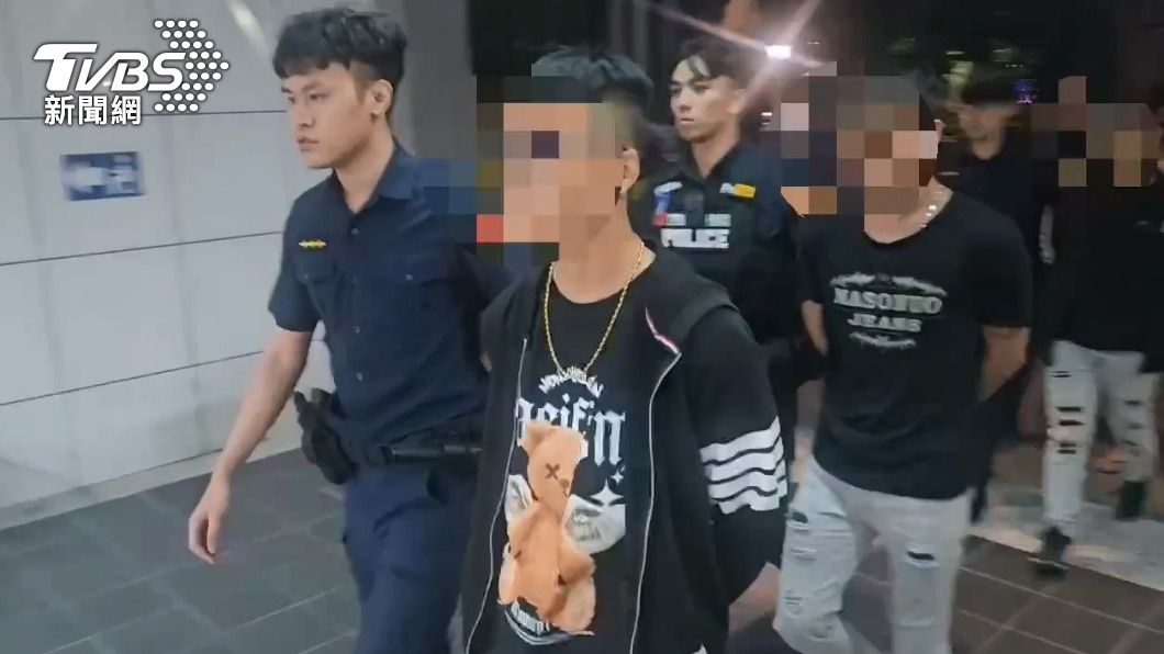 犯嫌被警方帶回。(圖/TVBS)