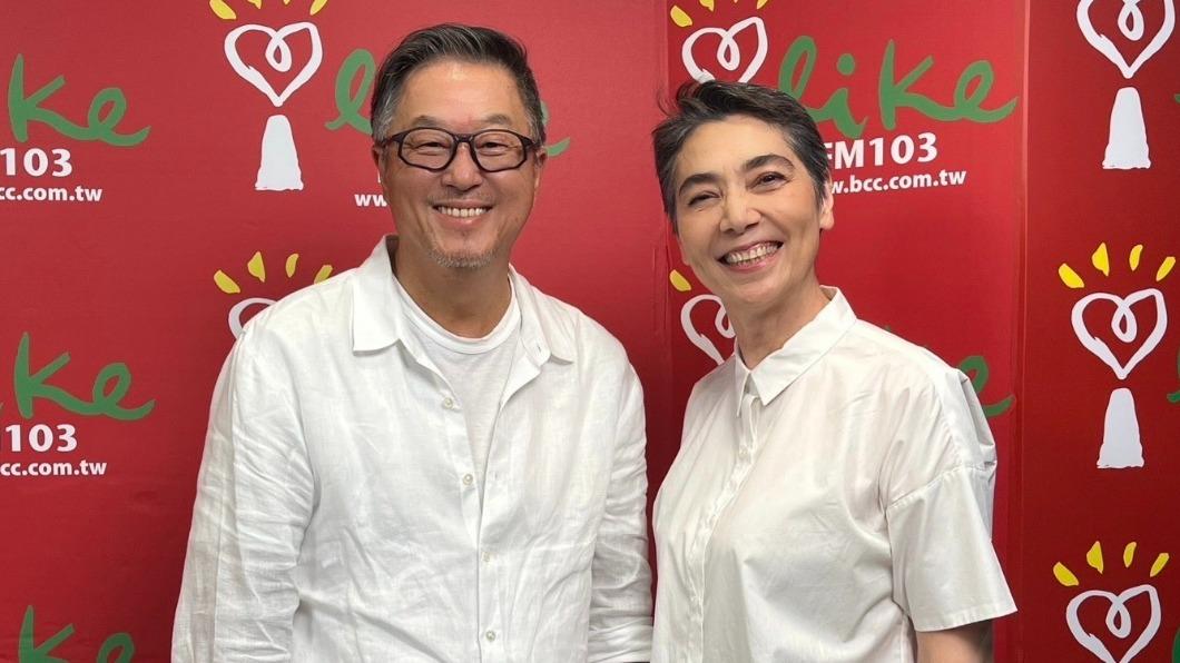 王偉忠邀請多年好友賴佩霞上節目。（圖／中廣提供）