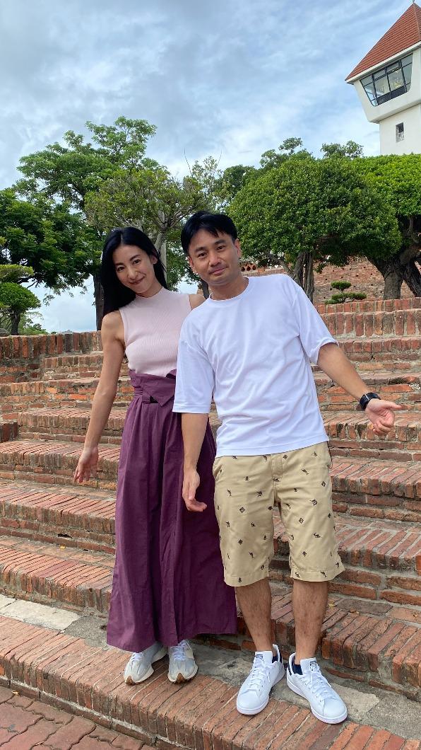 大久保麻梨子跟老公Jerry。(圖/大久保麻梨子提供)