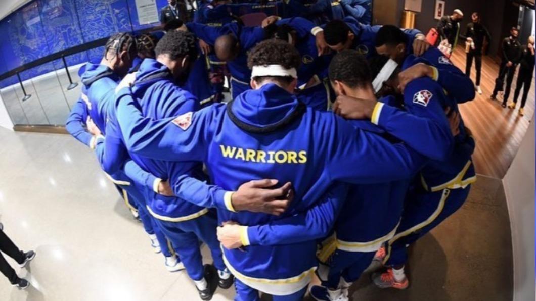 勇士能否在新賽季取得成功值得關注。(圖/翻攝自@klaythompson IG)